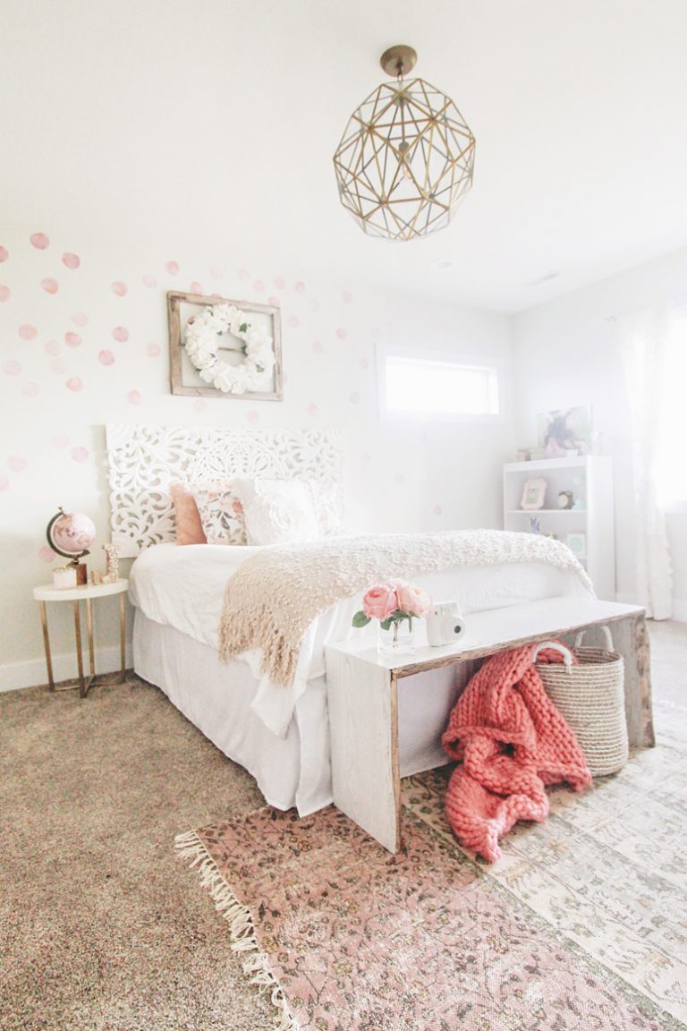 Rooms We Love Tour | Johannah's Bedroom and Tulips